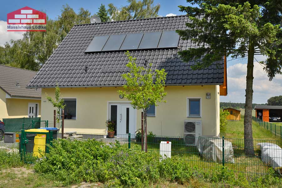 Massivhaus mit Solar-Photovoltaik